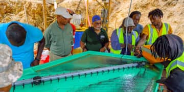 nh kwikvrij web 1 Het "Improving Environmental Management in the Mining Sector of Suriname, with Emphasis on Artisanal and Small Scale Gold Mining"-prroject, kortweg het 'EMSAGS Project' heeft als doel het verbeteren van het beheer van ambachtelijke en kleinschalige goudwinning (ASGM) in Suriname en het stimuleren van de toepassing van milieuverantwoorde mijnbouwtechnologieën.