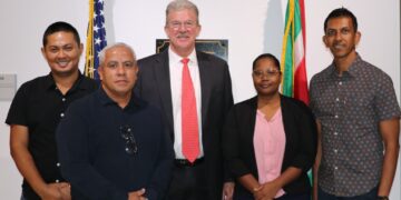 ondernemers De Amerikaanse Ambassade heeft vier Surinaamse deelnemers uitgekozen om mee te doen met het jaarlijkse International Visitor Leadership Program. Dit jaar is de focus vooral gericht op climate smart agriculture.
