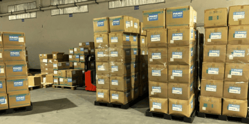 paho1 De Pan-Amerikaanse Gezondheidsorganisatie / Wereldgezondheidsorganisatie (PAHO/WHO) kondigt met genoegen de schenking aan van medische apparatuur en goederen aan het ministerie van Volksgezondheid van Suriname in het kader van de respons op de COVID-19-pandemie.