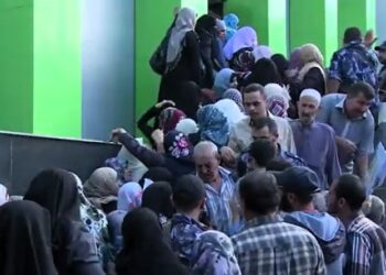 Salarissen Palestijnse ambtenaren in gevaar