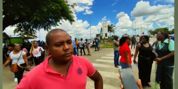 pool web 1 “Het personeel is in actie. Alleen de cruciale diensten hebben dispensatie gekregen”, zegt bondsvoorzitter Lloyd Pool van het Academisch Ziekenhuis Paramaribo (AZP).