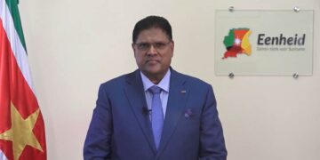 Regering lost in ruim drie jaar USD 900 miljoen schuld af
