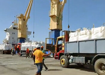 rijst export Venezuela2020 "De export is dit seizoen niet in gevaar, maar het was afgelopen seizoen in gevaar. Desondanks was de export niet gestopt", zegt voorzitter Harinandan Oemraw van de Surinaamse Padieboeren Associatie (SPBA).