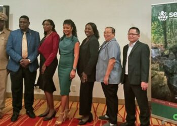 semif web Met de lancering en herpositionering van de Suriname Environmental Mining Foundation (SEMiF), is het de bedoeling om een nog grotere impact in Suriname te creëren.