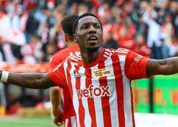 sheraldo becker union berlin ueberperformer t 2 Union Berlin heeft het eerste punt te pakken in de Champions League. Dankzij een sublieme assist van Surinaams internationaal Sheraldo Becker aan David Fofana, die in de 52ste minuut zorgde voor de 1-1 tegen Napoli.