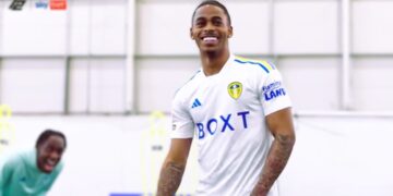 summerville Bondscoach Ronald Koeman van Nederland heeft Crysencio Summerville, die ook de mogelijkheid had om voor een interlandloopbaan bij Suriname te kiezen, niet opgenomen in de eindselectie voor de komende oefenduels tegen Noorwegen en Ecuador. De bondscoach maakte vrijdag zijn eindselectie bekend.