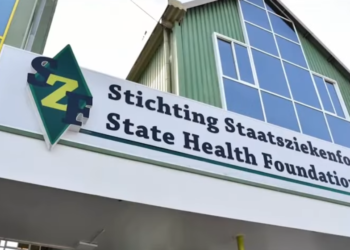 szf De premies voor verzekeringen bij de Stichting Staatsziekenfonds (SZF) voor particulieren zijn verhoogd. De nieuwe tarieven zijn per 1 juni ingegaan. “Deze aanpassing is voor de particulieren en niet voor de ambtenaren en de BAZO en BZV verzekerden”, zegt minister Amar Ramadhin van Volksgezondheid.
