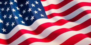 us flag istock 1243031 1690952468 Het is de tweede keer in de Amerikaanse economische geschiedenis dat Fitch de kredietstatus van de Verenigde Staten naar beneden bijstelt. Dat blijkt uit de berichten van de New York Times.