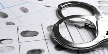 Verdachte die vrouwspersoon kapverwondingen toebracht, aangehouden door politie Djumu