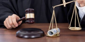Grondinspecteur op vrije voeten; verklaart onder druk van Jogi te hebben gehandeld