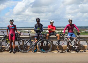 Vijftal jonge wielrenners naar Frans-Guyana, veteraan oneens met uitsluiting