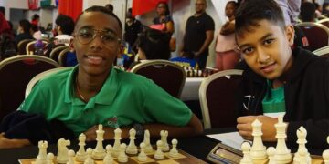 Bronzen medaille winnaars Ramesar en Wijnhard delen ervaring Youth Chess Festival