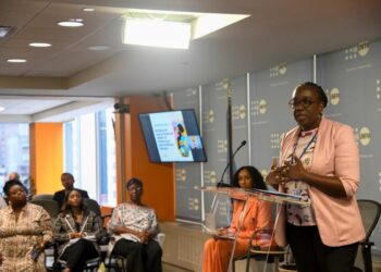 2024.09.18 BIBIS 01 UNFPA Summit of the Future Op 18 september 2024 heeft ambassadeur Miriam Mac Intosh, directeur Buitenlandse Zaken van het ministerie van Buitenlandse Zaken, International Business en Internationale Samenwerking deelgenomen aan een meeting, een zogeheten ‘side-event’, georganiseerd door het United Nations Population Fund (UNFPA), oftewel VN Bevolkingsfonds, en mede ondersteund door Suriname, Costa Rica, Luxemburg, Brazilië en Mexico.
