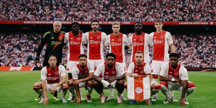 Het elftal van Ajax. Foto: AFC Ajax/ FB