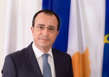 Τελετή διαβεβαίωσης - ΥΠΕΞ
Προεδρικό Μέγαρο, Λευκωσία, Κύπρος
Ο Υπουργός Εξωτερικών κ. Νίκος Χριστοδουλίδης δίνει τη νενομισμένη διαβεβαίωση ενώπιον του Προέδρου της Δημοκρατίας κ. Νίκου Αναστασιάδη.
//
Swearing-in Ceremony - MFA
Presidential Palace, Lefkosia, Cyprus
Mr Nikos Christodoulides is sworn in as the new Minister of Foreign Affairs, before the President of the Republic, Mr Nicos Anastasiades.