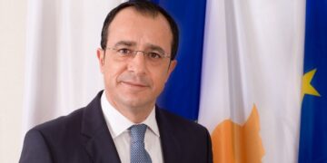 Τελετή διαβεβαίωσης - ΥΠΕΞ
Προεδρικό Μέγαρο, Λευκωσία, Κύπρος
Ο Υπουργός Εξωτερικών κ. Νίκος Χριστοδουλίδης δίνει τη νενομισμένη διαβεβαίωση ενώπιον του Προέδρου της Δημοκρατίας κ. Νίκου Αναστασιάδη.
//
Swearing-in Ceremony - MFA
Presidential Palace, Lefkosia, Cyprus
Mr Nikos Christodoulides is sworn in as the new Minister of Foreign Affairs, before the President of the Republic, Mr Nicos Anastasiades.