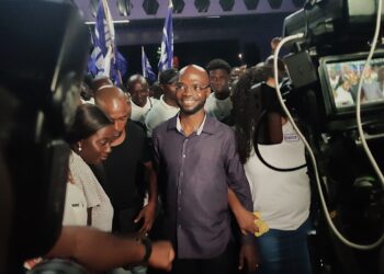 andre misiekaba2 Minister Misiekaba schetst een zorgwekkend beeld van de Surinaamse gezondheidszorg: hoge ziektelast, financiële problemen en een versnipperde sector die dringend om herstel vraagt. De uitdagingen zijn groot, maar er komt verandering aan - Lees meer en laat een reactie achter...