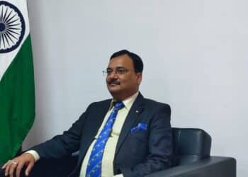 india ambassadeur "Het is zeker mooi te zien dat de Indiase diaspora niet alleen zijn geïntegreerd in de verschillende samenlevingen, maar ook banden onderhouden met India". Dat zegt de nieuwe ambassadeur van India, Subhas Gupta tijdens een formele kennismaking met verschillende media.