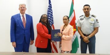 DEA en OM versterken samenwerking met ondertekening MOU