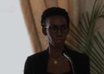 ambassadeur Blankendal Sterke regionale samenwerking zal centraal staan tijdens de International Business Conference (IBC) in Guyana. Tijdens een speciaal belegde persconferentie op 1 oktober 2024 sprak Liselle Blankendal,\ ambassadeur van Suriname in Guyana, haar volle steun uit voor de aankomende IBC, die van 15-17 oktober 2024 in Georgetown zal plaatsvinden.
