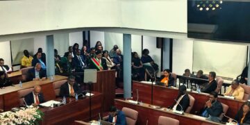 chan jaarrede 2024 President Chandrikapersad Santokhi stond in zijn jaarrede stil bij het belang van regionale ontwikkeling en decentralisatie. Regionale ontwikkeling en decentralisatie van beleid vormen belangrijke speerpunten van het regeringsprogramma.