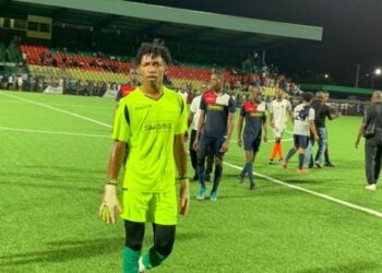 Surinaamse doelman Demelcio Fer maakt winnend debuut in Jamaica
