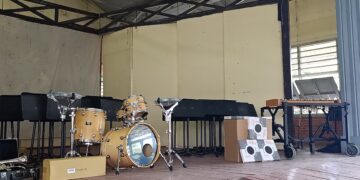 IMG 20241119 132622 Het Militair Kapel heeft vandaag muziekinstrumenten ter waarde van € 18.000  gedoneerd gekregen van het Nederlands Militaire Fanfare Bereden Wapens (FBW).