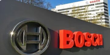 bosch De Duitse auto-industrie kampt met zware problemen, wat ook gevolgen heeft voor industrieconcern Bosch, dat onderdelen levert aan automerken.