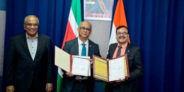 dbff9997 a2e1 4e05 b7ce eef8619cf259 Suriname en India hebben hun samenwerking op economisch gebied verder verdiept met de ondertekening van een Memorandum of Understanding (MoU) gericht op de ontwikkeling van Surinames fruitverwerkende industrie.