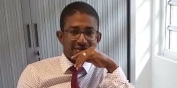 landvreugd Advocaat Delano Landvreugd wordt binnenkort benoemd tot minister van Binnenlandse Zaken (Biza), terwijl voormalig minister Maurits Hassankhan de rol van onderminister zal vervullen met als belangrijkste taak het leiden van de komende verkiezingen. Deze opvallende ontwikkelingen zorgen voor opschudding binnen de coalitie.