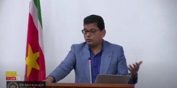 Screenshot 2024 12 06 131403 “Ik zal morgen of overmorgen mijn hoger beroep indienen”, zei DNA-lid Asiskumar Gajadien donderdag in het parlement over de verloren rechtszaak tegen Ebu Jones.