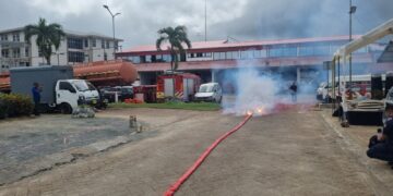 WhatsApp Image 2024 12 28 at 8.13.21 AM "De organisatie en voorbereidingen voor het Pagara Festijn (Estafette) op 31 december in Paramaribo zijn op peil", zegt Brandweervoorlichter Olton Pinas.