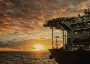 dreamstime xxl 91979823AAAA 1068x580 1 BG International Limited (Shell) heeft bij de Nationale Milieuautoriteit van Suriname (NMA) goedkeuring aangevraagd voor een exploratieboorprogramma in Blok 65, voorheen bekend als Blok 54. Het programma omvat maximaal vier boorputten, te beginnen met de Araku Deep-1-put, gelegen op 230 kilometer van de kust en op een diepte van 960 meter.