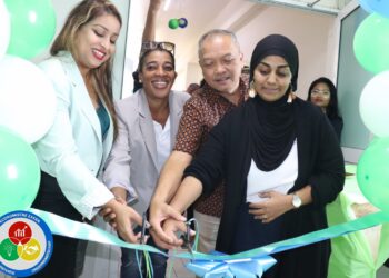 IMG 1828 1536x1024 1 Dit programma wordt gefinancierd door de Wereldbank en technisch ondersteund door Solidaridad. Diapura Nefrocentrum Tamansarie behoorde tot de eerste groep bedrijven die via SURGE een ‘matching grant’ ontving. Met deze financiële steun kon het centrum een Reverse Osmosis (RO) apparaat aanschaffen, een cruciaal onderdeel voor dialysebehandelingen.