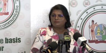 Mathoera staat achter besluit president