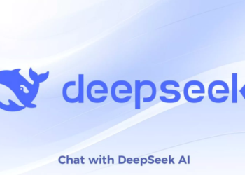 Screenshot 2025 01 29 141655 DeepSeek, een AI-startup uit Hangzhou, heeft wereldwijd de aandacht getrokken met de aankondiging van haar nieuwste AI-modellen, DeepSeek-V3 en DeepSeek-R1. Volgens het bedrijf presteren deze modellen op hetzelfde niveau als geavanceerde AI-systemen van OpenAI en Meta, maar met aanzienlijk lagere kosten. Dit heeft niet alleen twijfel gezaaid over de enorme investeringen van Amerikaanse technologiebedrijven in AI, maar heeft ook geleid tot dalingen van aandelenkoersen van grote spelers zoals Nvidia.