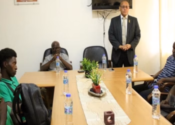 awj sao Acht trainees van de Stichting Arbeidsmobilisatie en Ontwikkeling (SAO) hebben direct na het afronden van hun opleiding een baan gevonden. Dit succes onderstreept de cruciale rol van de SAO in het verbinden van talent en werkgelegenheid in Suriname.