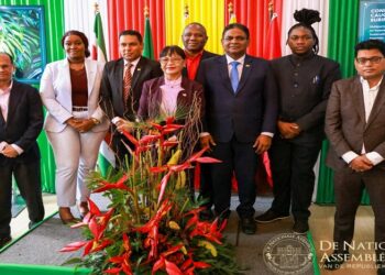 dna conservation 1 In dit kader werd op donderdag 31 januari de Conservation Caucus of Suriname gelanceerd, in aanwezigheid van vertegenwoordigers van Parlamaz (het Amazone Parlement) en bestuursleden van de ICCF.