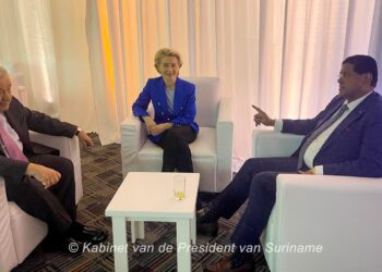 6c487d68 beda 4237 917a d89bb0ce981c President Chandrikapersad Santokhi heeft op 19 februari in Bridgetown, Barbados, bilaterale gesprekken gevoerd met VN-secretaris-generaal António Guterres en Ursula von der Leyen, voorzitter van de Europese Commissie...