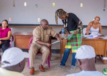 KON 2834 1536x1025 1 Op vrijdag 14 februari vond in Krutu Oso te Brownsweg een belangrijke bijeenkomst plaats over het beheer en de toekomst van het Brownsberg Natuurreservaat.