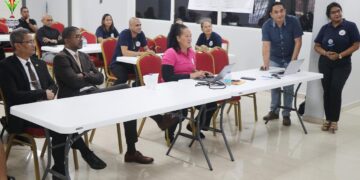 WhatsApp Image 2025 02 13 at 14.54.59 139eba0f Het Centraal Hoofdstembureau (CHS) heeft op woensdag 12 februari 2025 een nieuw digitaal platform gelanceerd. Dit platform is speciaal ontwikkeld om politieke organisaties (PO’s) te ondersteunen bij de registratie van politieke partijen en kandidaatstellingen.