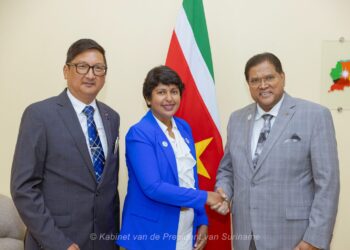 Rotary District Governor 04 1536x1024 1 Rotary District Governor Debby Roopchand heeft een beleefdheidsbezoek gebracht aan president Chandrikapersad Santokhi...