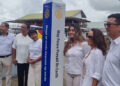 Suriname onthult eerste Peace Pole: Symbool van vrede en eenheid