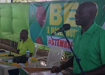 Ronny Asabina trekker BEP-kandidatenlijst; Winston Adaba duwt