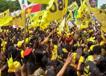 abop Alice Amafo vindt dat het tijd is voor een “nationale strijd” tegen armoede. Volgens de politica van de van de Algemene Bevrijdings- en Ontwikkelingspartij (ABOP) is armoede in Suriname niet zomaar een probleem, maar een opgelegd systeem van economische discriminatie.