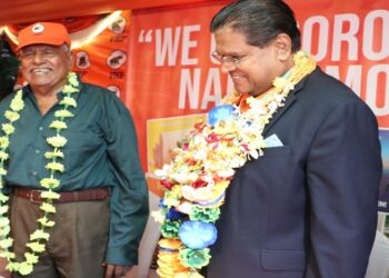 chan nickerie “Ik heb nog drie maanden om jullie problemen op te lossen en ik ga het oplossen”, zei president Chandrikapersad Santokhi onlangs op een partijvergadering in Nickerie.