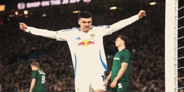 joel piroe Rangers heeft zijn vizier gericht op Natio-aanvaller Joël Piroe, zo meldt Florian Plettenberg van Sky Sport. Volgens de transfermarktexpert is de spits van Leeds United, die nauwelijks aan spelen toekomt, een van de belangrijkste kandidaten voor een huurtransfer tot het einde van het seizoen.