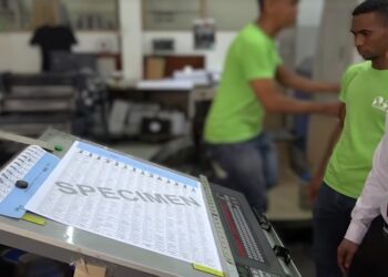 Productie definitieve DNA-stembiljetten van start gegaan