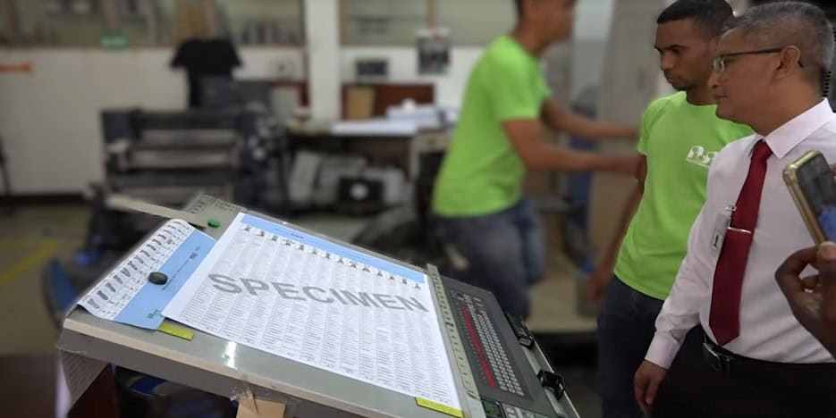 Productie definitieve DNA-stembiljetten van start gegaan