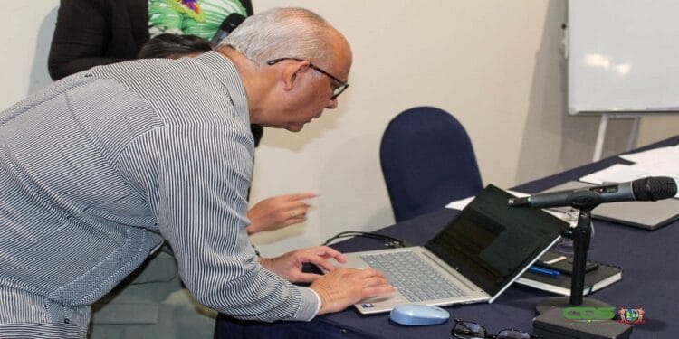 Suriname lanceert nieuwe e-visumapplicatie en AI-chatbot tijdens bewustwordingssessie